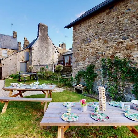 Et Cour Paradis 22 Pers Billard 20 Min