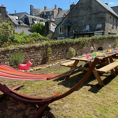 Et Cour Paradis 22 Pers Billard 20 Min בית נופש