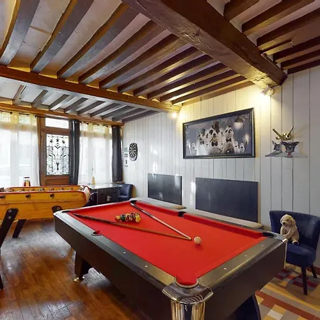 Et Cour Paradis 22 Pers Billard 20 Min *