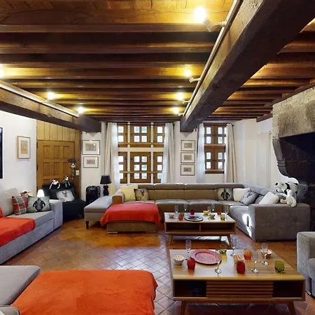 Et Cour Paradis 22 Pers Billard 20 Min 维勒迪莱丝波利斯