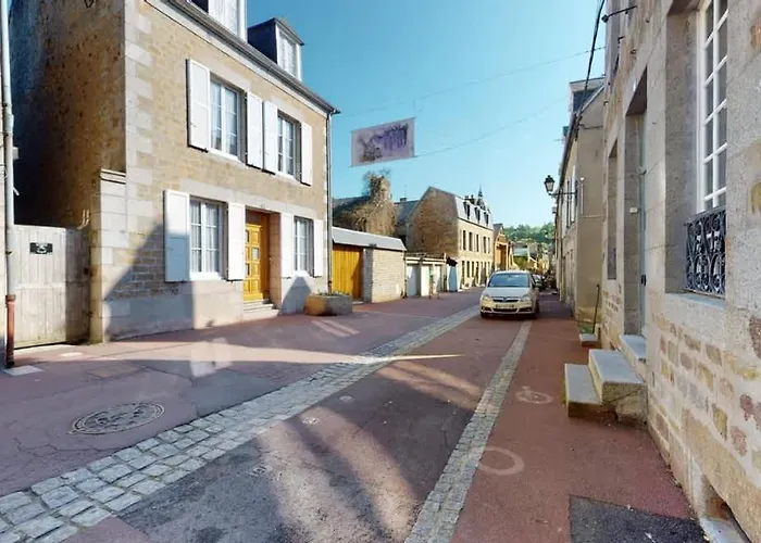 La Clef Decamp Et Cour Paradis 22 Pers Billard 20 Min Holiday home Villedieu-les-Poeles-Rouffigny